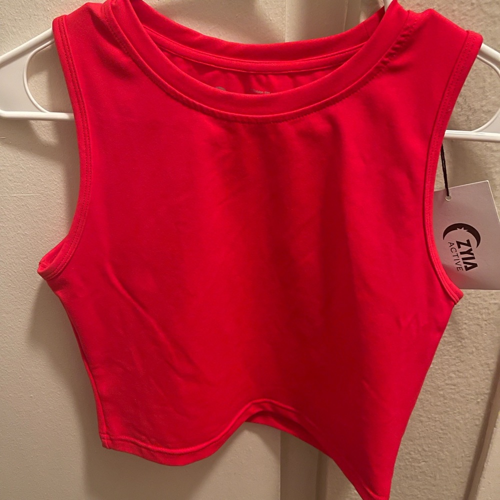ZYIA Red High-Neck Stronger Tank - M